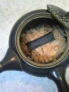 A picture of How To Make a Small Amount of Dashi Stock.