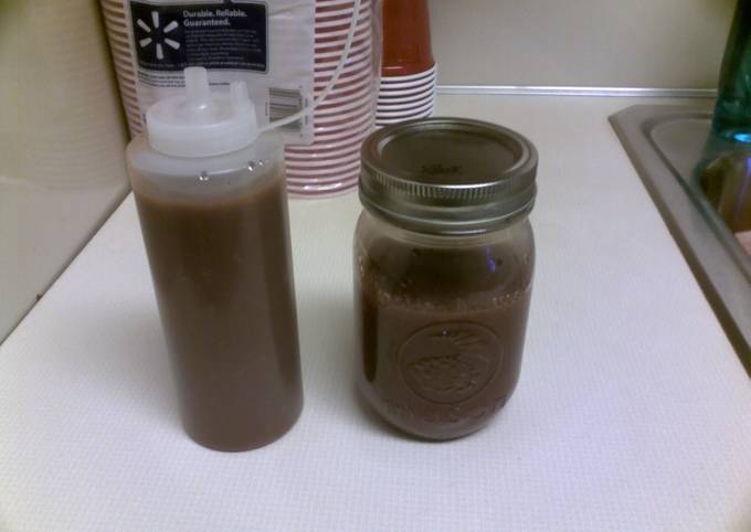 How to Prepare Quick Homemade Sriracha (Smokey Rooster Sauce)