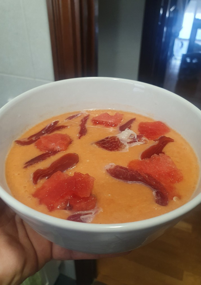 Una foto de Salmorejo de sandía
