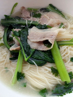 A picture of Somen Noodle Soup With Bacon.