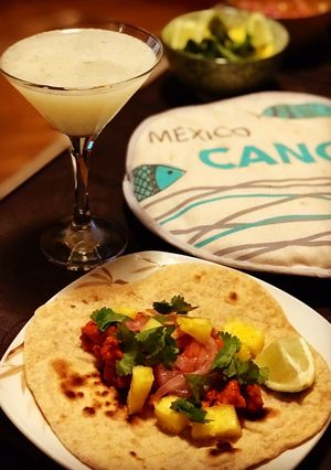 Foto principal de Tacos pastor con tortillas caseras integrales y cocktail Margarita 🤩🤩