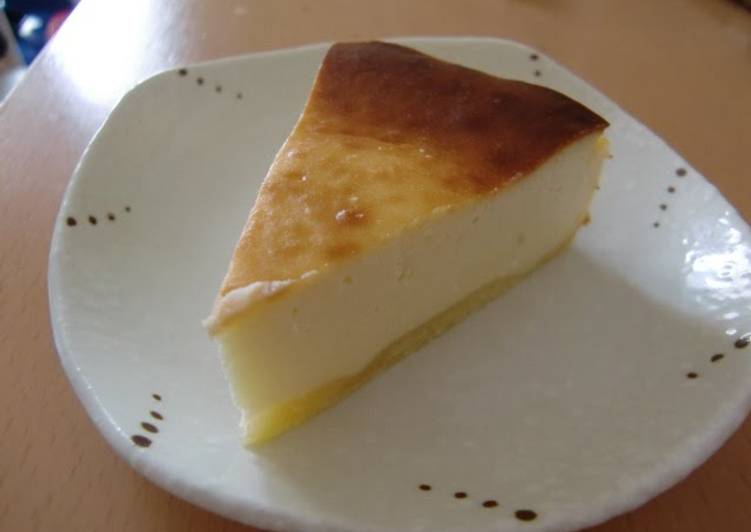 Light Baked Cheesecake in Tart Crust