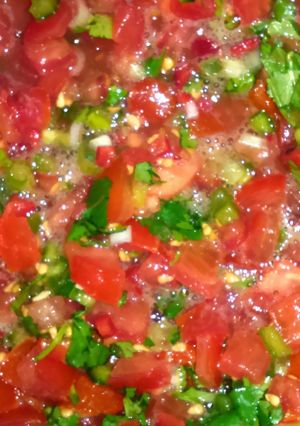 A picture of Pico de Gallo Salsa.