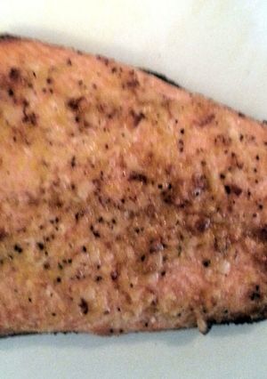 A picture of Tinklee's Lemon, Garlic and Pepper Salmon.