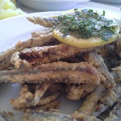 A picture of Fried whitebait.