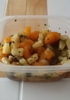 A picture of Fruit Salad.