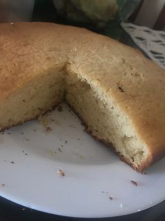 Una foto de Torta fácil y rica 💫