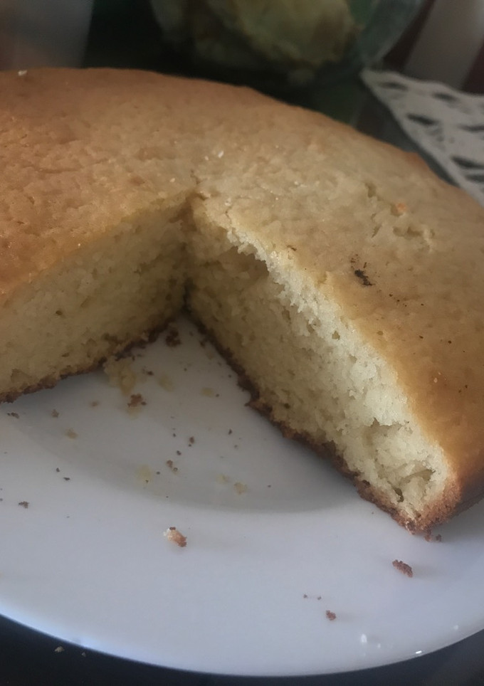Una foto de Torta fácil y rica 💫