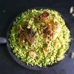 A picture of Haryali chicken biryani.