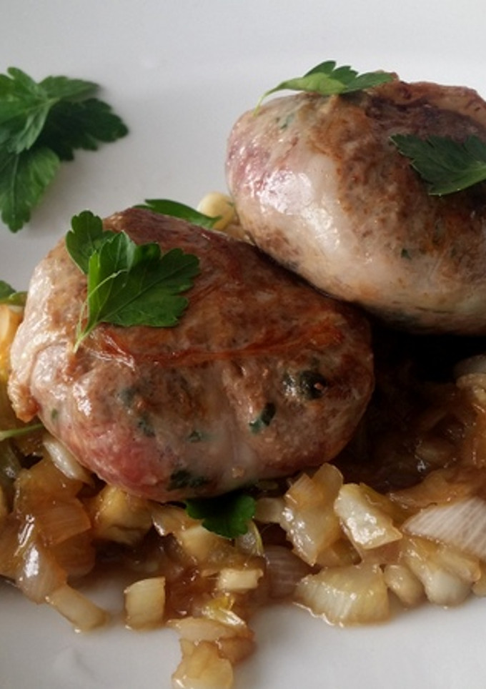 Una foto de Base de hinojo y cebolla caramelizados con figatells