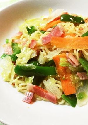 A picture of Garlic & Salt Yakisoba with Shio-Koji.