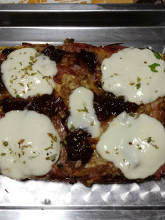 Una foto de Pastel de molde estilo pizza