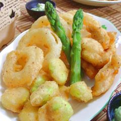 Beer-Battered Fried Fava Beans and Chicken Tenders A picture of Beer-Battered Fried Fava Beans and Chicken Tenders.