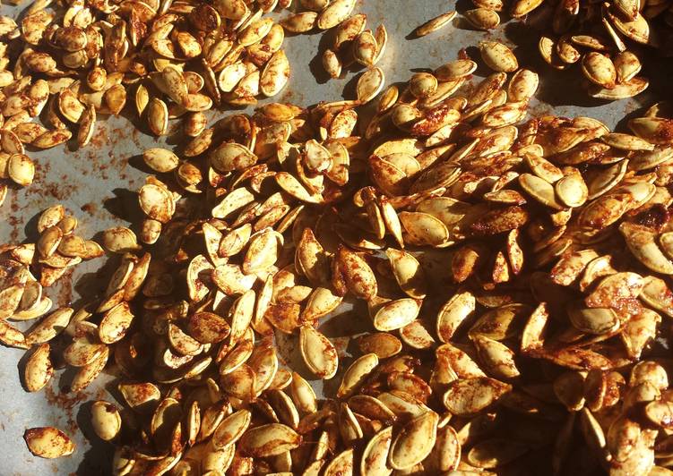 Step by Step Guide to Make Super Quick Homemade Cinnamon sugar pumpkin seeds