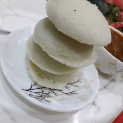 A picture of Instant rawa idli spongy and tasty.