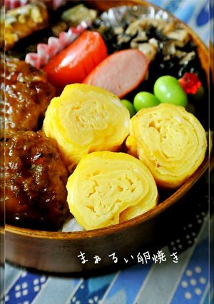 A picture of Round Rolled Omelets (For Bento).