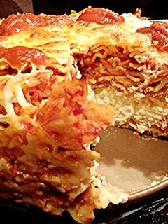 A picture of Pasta pie.