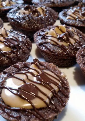 A picture of Peanut Butter Cup Brownies.
