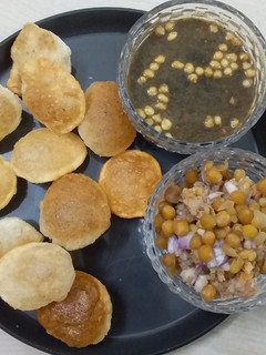 पुदीना पानी पूरी (Pudina Pani Puri recipe in hindi) रेसिपी मुख्य फोटो