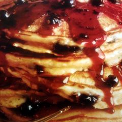 A picture of Wild Blueberry Pancakes.