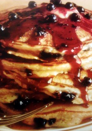 A picture of Wild Blueberry Pancakes.