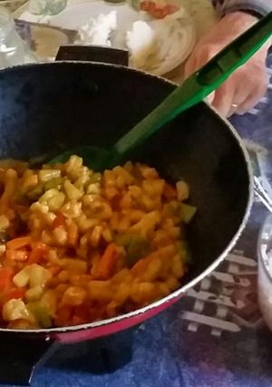 A picture of Chef Thomas Pineapple Shrimp Stir Fry.