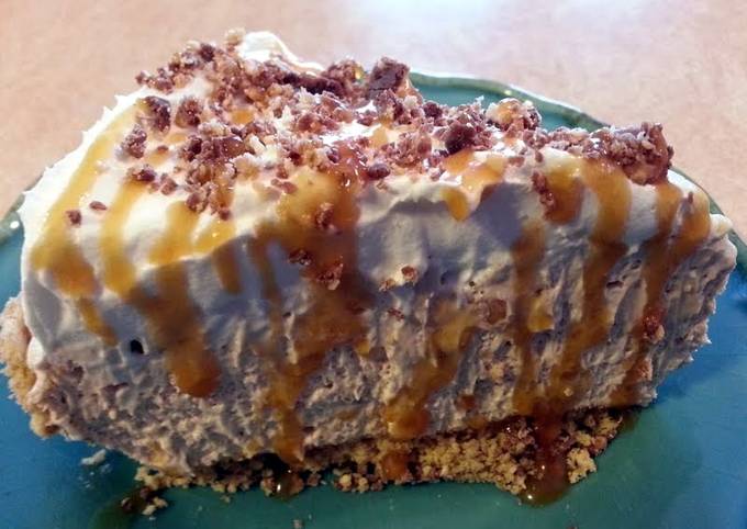 Recipe of Super Quick Lana’s Snicker Pie