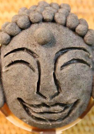 A picture of Nerikiri Buddha Cupcake.