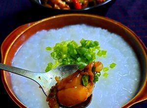 Hình của món Cháo ếch Singapore.