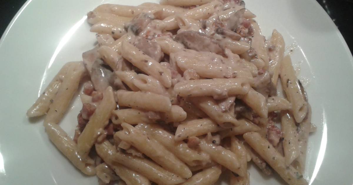 Four cheese penne with mushrooms, pancetta and toasted walnuts Recipe