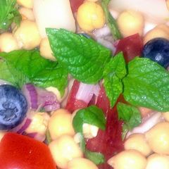 sig's Chickpea, Blueberry and Tomato Salad A picture of sig's Chickpea, Blueberry and Tomato Salad.