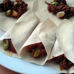 A picture of Vickys Chinese-Style Aromatic Duck Pancake Rolls GF DF EF SF NF.