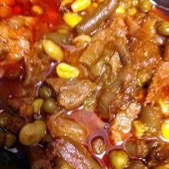 A picture of simple beef with veggies.