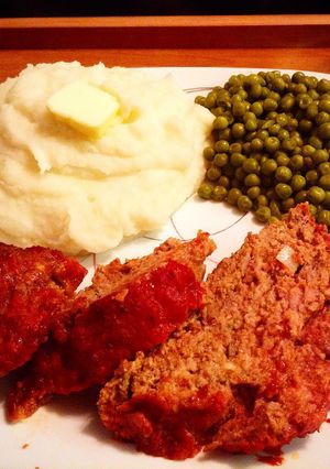A picture of Mouth Watering Meatloaf.