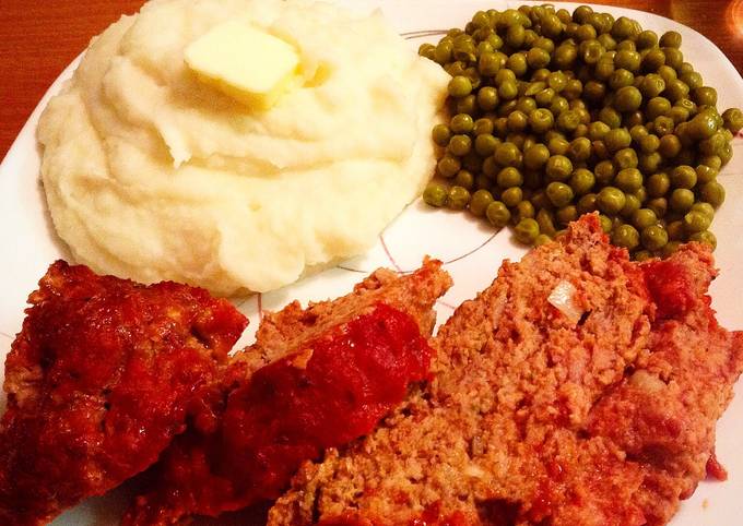 Steps to Prepare Super Quick Homemade Mouth Watering Meatloaf