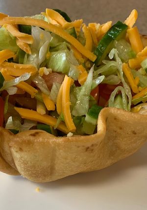 A picture of Taco bowl.
