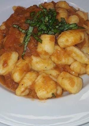 Una foto de Ñoquis Caseros de Papa en Salsa de Tomate