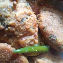 A picture of Fritters curry.