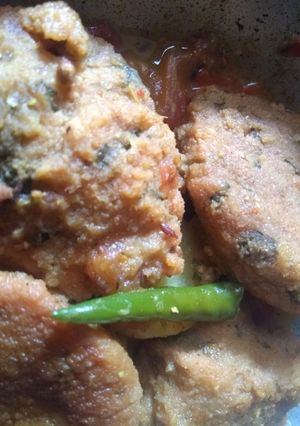 A picture of Fritters curry.
