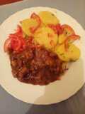 Sauteed potatoes with beef gravy