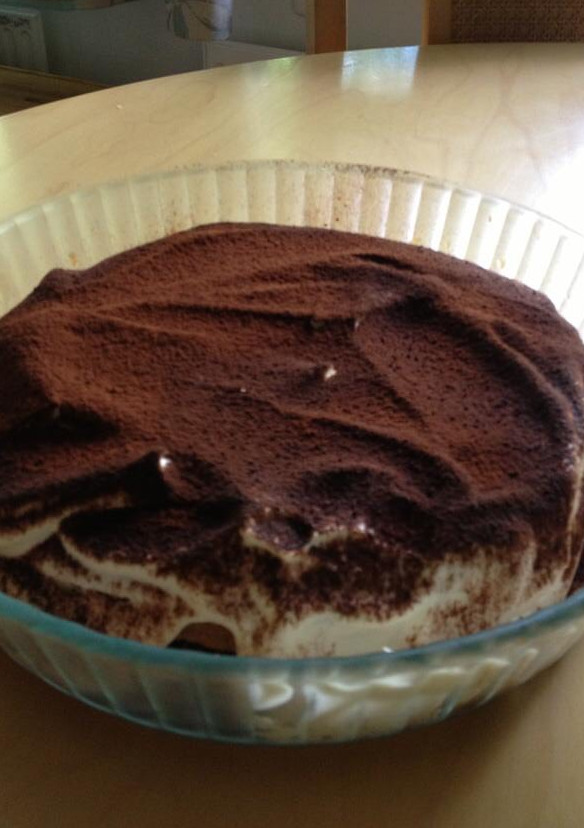 Foto resep Tiramisu with sponge cake (no rum & no eggs in the cream)