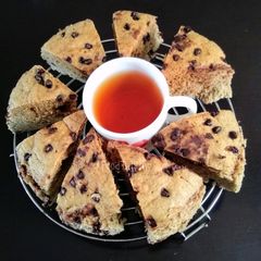 A picture of Banana, Chocolate chips Bread.