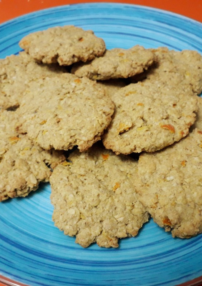 Una foto de Galletas de avena, cítricos y azahar (sin azúcar)