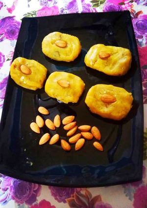 A picture of Chana dal Burfi.