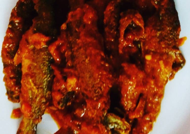 Recipe of Award-winning Tangra fish curry with tamarind