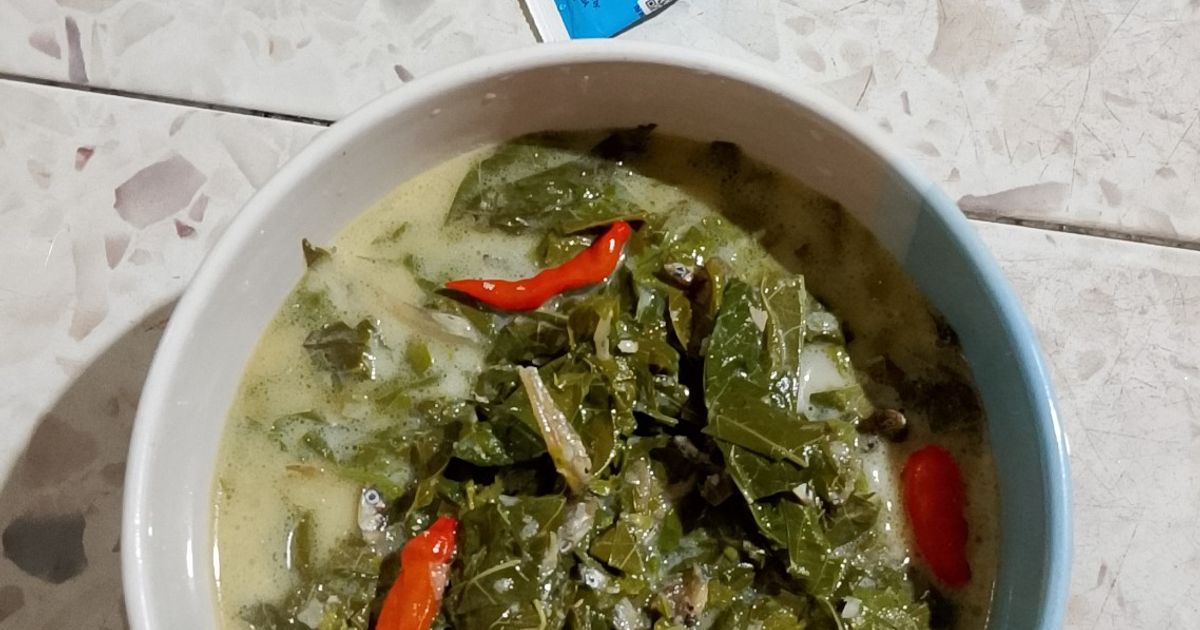 Gulai Daun Singkong
