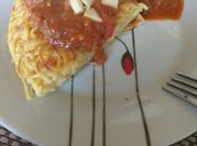 Una foto de tallarines con carne picada