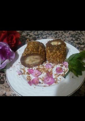 Une photo de Dessert de fromage avec une banane pressée
