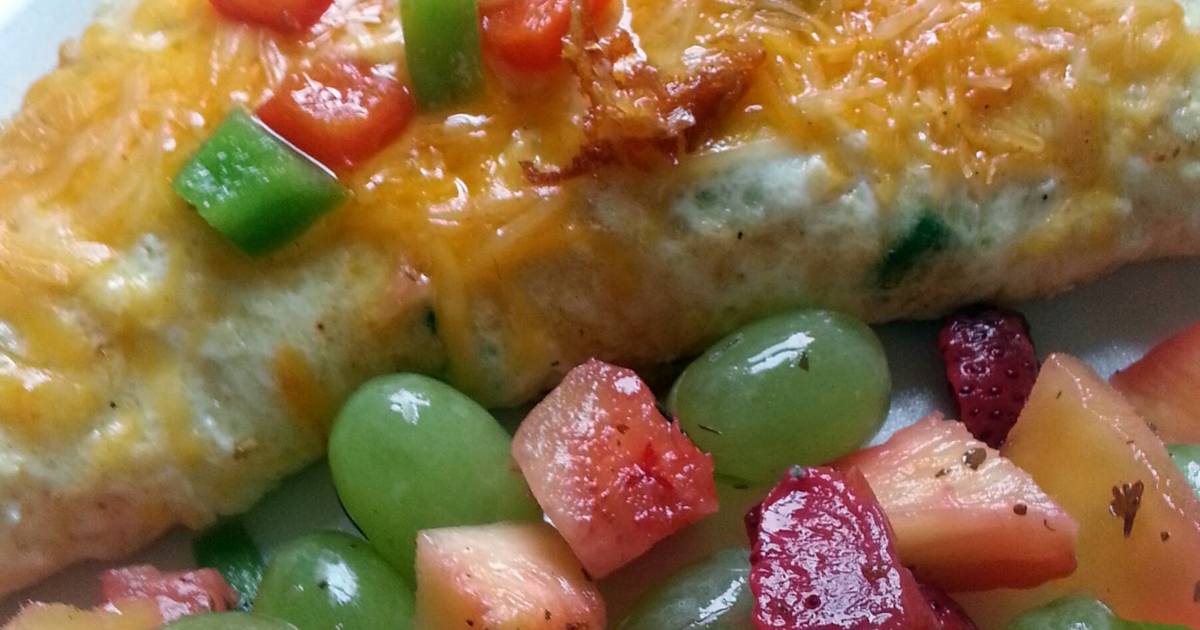 Cheesy Egg White Turkey Omelette Recipe by Papi Fley Cookpad