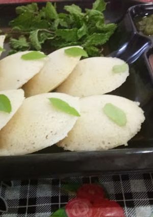 A picture of Plain Rava Idli Recipe Without Eno.